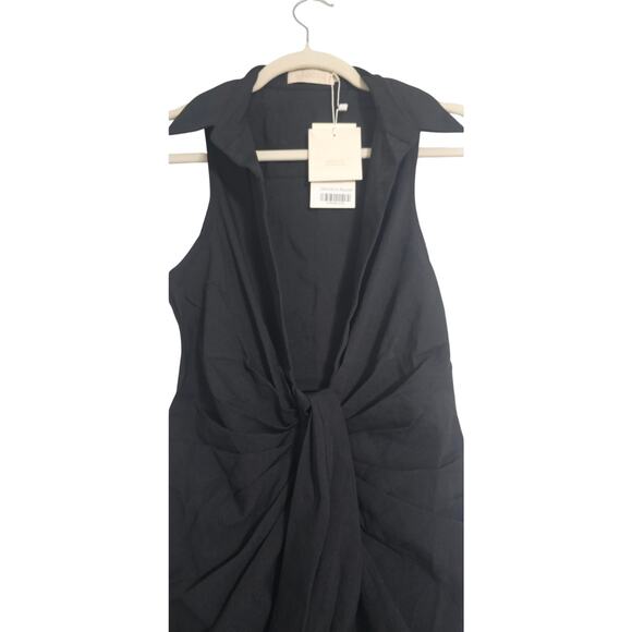 Sleeveless elevated mini dress - Picture 4 of 5